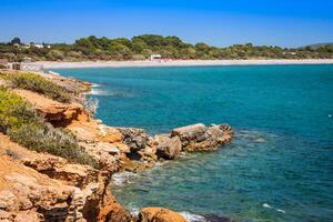 ibiza insel, strand ses salzen in sant josep auf balearen inseln foto