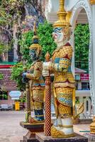 thailändisch Riese Statuen, Riese Symbol im thailändisch Tempel foto