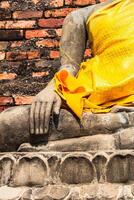 Hand von Buddha beim wat yai chaimongkol Tempel Ayutthaya war das alt Hauptstadt von Thailand foto