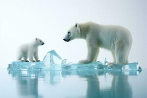 Miniatur Eisberg und Polar- Bär Figuren isoliert auf ein Weiß Hintergrund foto