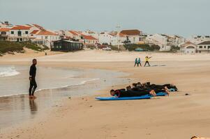 Surfen Schulen im baleal Insel, Portugal foto