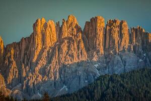 Dolomiti - - Spätmar beim Sonnenuntergang Licht foto