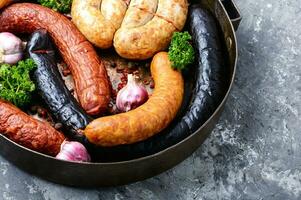 geräuchert Fleisch und Würste foto