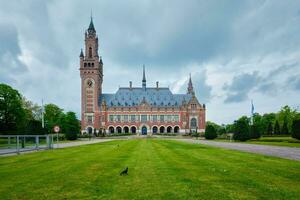 das Frieden Palast International Gesetz administrative Gebäude im das Haag, das Niederlande foto