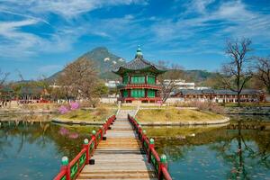 Hyangwonjeong Pavillon, gyeongbokgung Palast, Seoul, Süd Korea foto