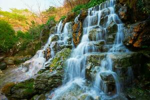 klein Wasserfall Kaskade foto