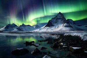 Aurora Borealis im Island mit Schnee bedeckt Berge und Betrachtung ai generiert foto
