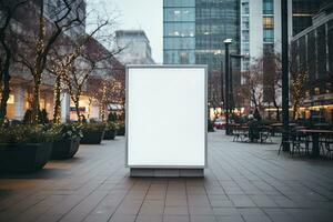 Weiß leer Werbung Werbetafel. Straße Attrappe, Lehrmodell, Simulation Tafel. Digital Leuchtkasten Poster Anzeige Banner Tafel. Bus Schutz Werbung. Grün Park Hintergrund. Vertikale Format unterzeichnen. generiert ai foto