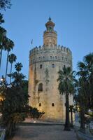 torre del Oro übersetzen Turm von Gold im Sevilla foto
