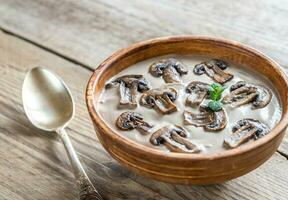 Schüssel von cremig Pilz Suppe foto