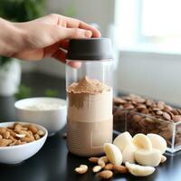 Hände Herstellung Protein Shake beim Küche. ai generiert foto