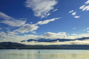 Kreuzfahrt im te anau See Südland Neu Neuseeland foto