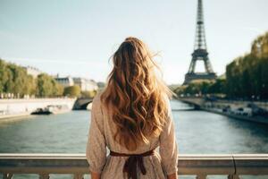 ai generiert ein jung Mädchen im ein lange Kleid auf das Damm in der Nähe von das Eiffel Turm im Paris, Frankreich, ai generiert foto