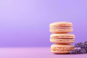 ai generiert Französisch Kekse Dessert Hintergrund Macarons Süss Makronen Gebäck Zucker Kuchen Essen foto