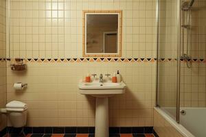 ai generiert Badezimmer Innere kostenlos Designs foto