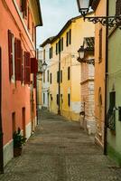 Sirolo ist ein malerisch Stadt, Dorf gelegen entlang das adriatic Küste im das marche Region von Italien. bekannt zum es ist atemberaubend Strände, klar Blau Gewässer, und charmant historisch Center. foto