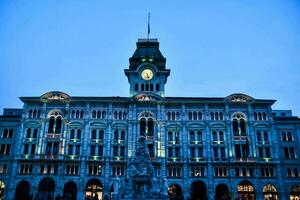 das Uhr Turm von das Stadt Halle im Zürich, Schweiz foto