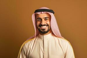 ai generiert Dubai Mann Geschäft Bart Porträt östlichen Saudi Geschäftsmann glücklich gut aussehend Muslim jung foto
