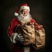 ai generiert glücklich Santa halten ein Box voll von Geschenke foto