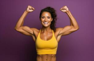 ai generiert Frau mit Hände Biegen Muskeln im Vorderseite von lila Hintergrund foto