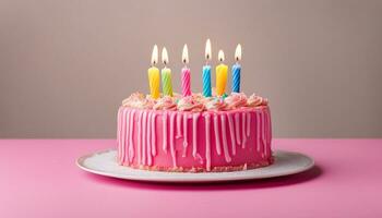 ai generiert Geburtstag Kuchen mit Kerzen auf Rosa Tabelle foto