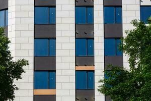 Thermal- Isolierung von ein Haus Mauer auf ein Gebäude Seite? ˅ foto