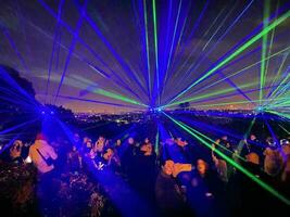 London im das Vereinigtes Königreich auf 4 November 2023. ein Aussicht von das Laser- Show beim alexandra Palast foto