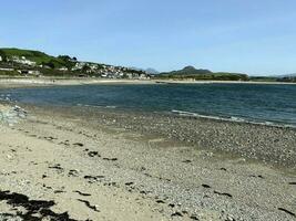 ein Aussicht von das Norden Wales Küste beim criccieth foto