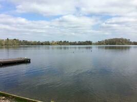 ein Aussicht von das See beim ellesmere foto