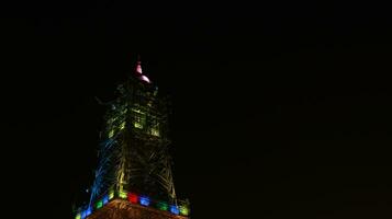 das Schwebe Turm beim Nacht. gorontalo Regentschaft Symbol foto