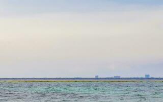 tropisch Karibik Meer Panorama Aussicht zu cozumel Insel Stadtbild Mexiko. foto