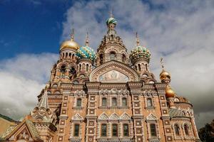 die kirche des erlösers auf vergossenem blut, st. petersburg, russland 17. september 2021 foto