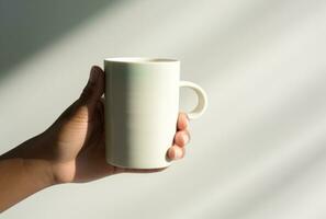 ai generiert Silhouette Hände halt ein Tasse von Kaffee foto