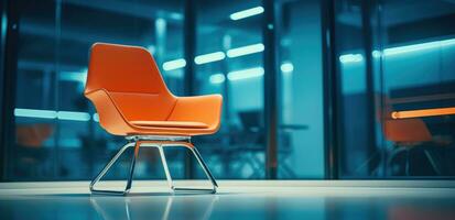 ai generiert ein abstrakt Orange Stuhl sitzt im ein blaugetönt Geschäft Büro foto