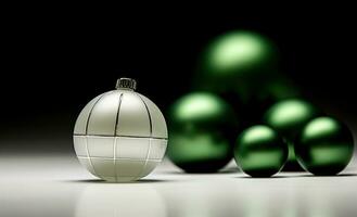 ai generiert klein Weiß Glas Ball mit Grün Ball Dekoration foto