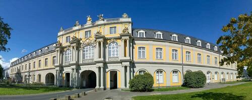 Bonn Universität Panorama im sonnig Tag foto