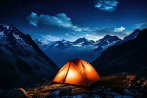 ai generiert Camping im das Berge beim Nacht. Wanderung in der Nähe von Matterhorn montieren, ai generiert foto