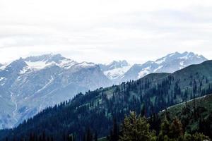 kumrat tal schöne landschaft bergblick foto