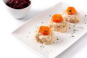 traditioneller jüdischer gefilte fisch foto