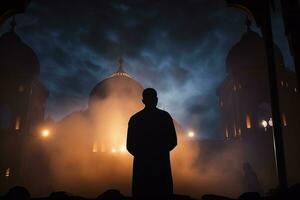 ai generiert Silhouette Muslim Mann beten n das Moschee foto