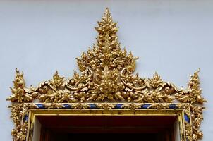 vergolden Zier Tür von wat pho Kloster beim Bangkok von Thailand foto