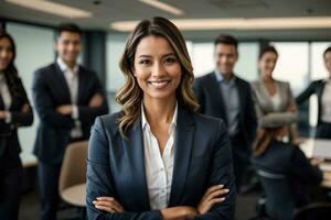 ai generiert lächelnd zuversichtlich Geschäft Führer suchen beim Kamera und Stehen im ein Büro beim Mannschaft Treffen foto