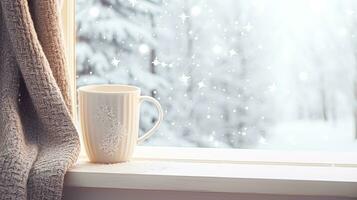 ai generiert Winter Feiertage, Ruhe und gemütlich heim, Tasse von Tee oder Kaffee Becher und gestrickt Decke in der Nähe von Fenster im das Englisch Landschaft Hütte, Urlaub Atmosphäre foto