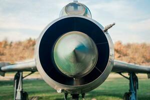 alt Heer Militär- Kampf Kämpfer Flugzeug schließen oben foto