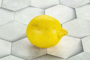 reif sauer Gelb saftig Zitrone foto