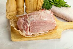 roh ungekocht Schweinefleisch Fleisch Lende foto