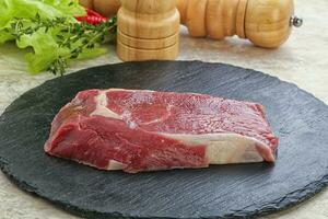 rohes Rib-Eye-Rindsteak Black Angus foto