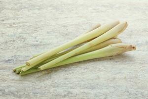 roh Zitronengras Stengel Aroma zum Kochen foto