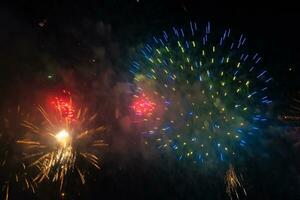 Feuerwerk Show Hintergrund Foto. Neu Jahr Feier Konzept Foto