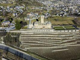 Antenne Aussicht von das königlich Schloss von sarre aosta Senke Italien foto